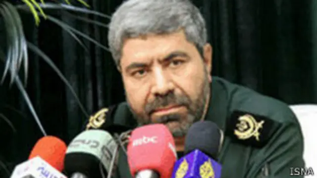 معاون هماهنگ کننده نماینده ولی فقیه در سپاه نیز گفته "اجازه نمی‌دهیم سپاه هزینه اشخاص و یا احزاب در رسیدن به جایگاه‌های مختلف از جمله ریاست جمهوری شود"