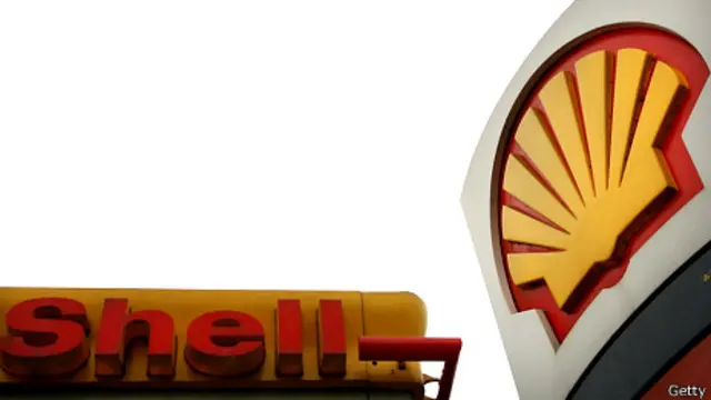 پیشتر رستم قاسمی وزیر نفت ایران از توافقی برای پرداخت بدهیهای شل خبر داده بود