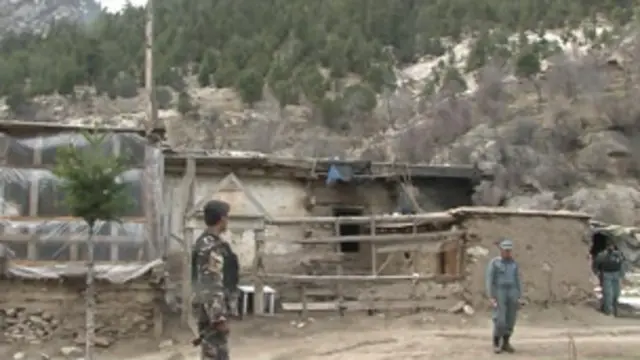 د نورستان سيميز چارواکي نه لاريون کول مني او نه دې ته غاړه ږدي چې گواکې قامي مشران پلاوي ته نه دي پريښودل شوي.