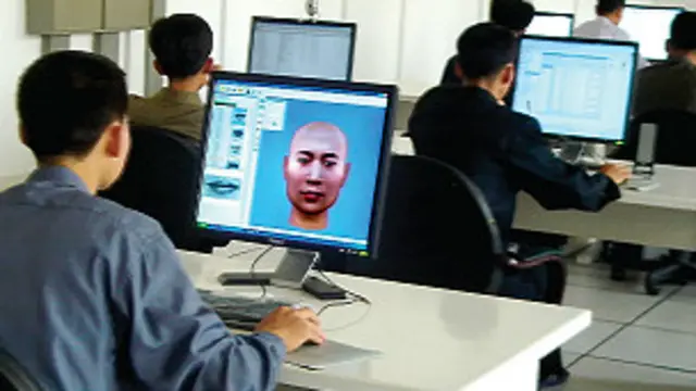 Programadores frente a computadoras