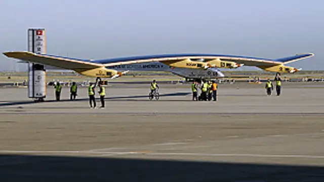 اس جہاز کے پنکھے ائر بس اے340 جتنے ہیں لیکن اس کا وزن صرف 1.6 ٹن ہے