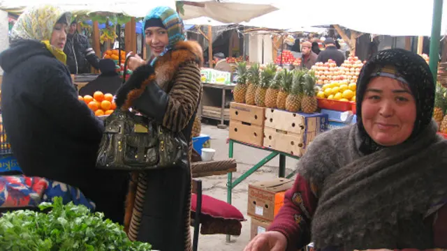 Қирғизистон ўзбеклари аксар тижорат ва ҳунармандчилик билан шуғулланишади