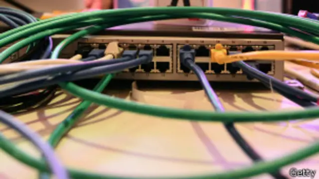 شرکت های اینترنتی گفته‌اند که به سازمان های دولتی اجازه دسترسی به سرورهای این شرکت ها را نداده اند