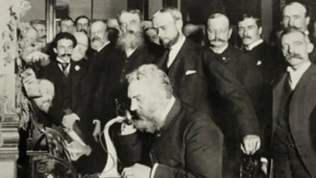 مخترع التليفون