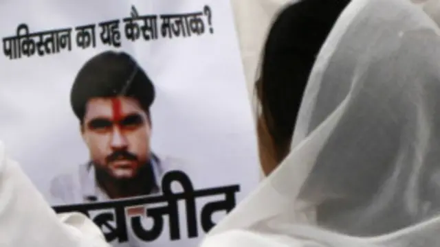 सरबजीत सिंह की रिहाई के लिए भारत में प्रदर्शन होते रहे हैं