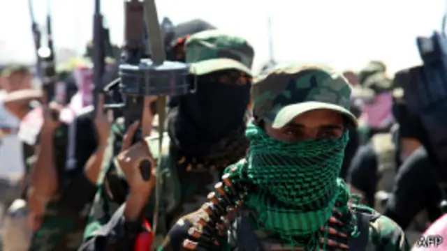 سنّی رہنماؤں کا مطالبہ ہے کہ مقامی آبادی کو سنی اکثریتی صوبوں کا انتظام چلانے کا موقع دیا جائے