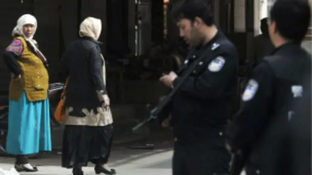 Хитой полицияси Шинжонда хавфсизлик чоралари кучайтирилган