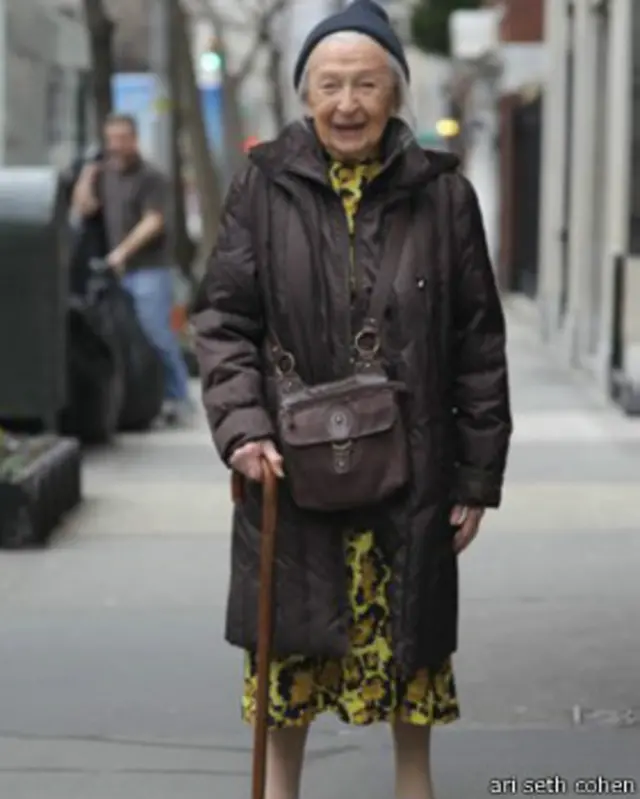 Жовте плаття, яке привернуло увагу Коена