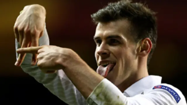 سبق ان حصل بيل البالغ عمره ثلاثة وعشرين عاما على جائزة أفضل لاعب في 2011