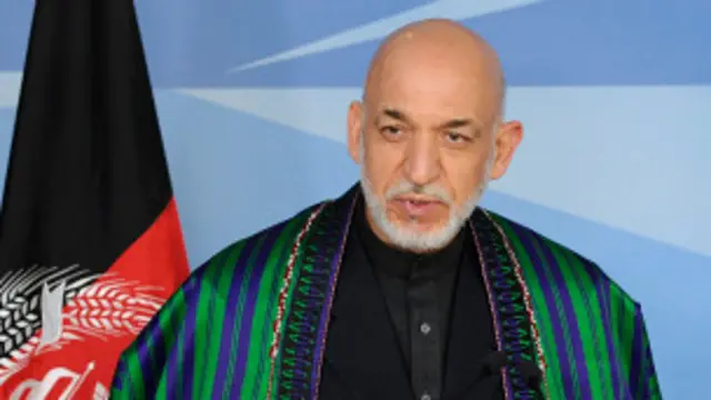 بھارت کے صوبہ پنجاب کی یونیورسٹی میں حامد کرزائي کو پی ایچ ڈی کی اعزازی ڈگری سے نوازا گيا