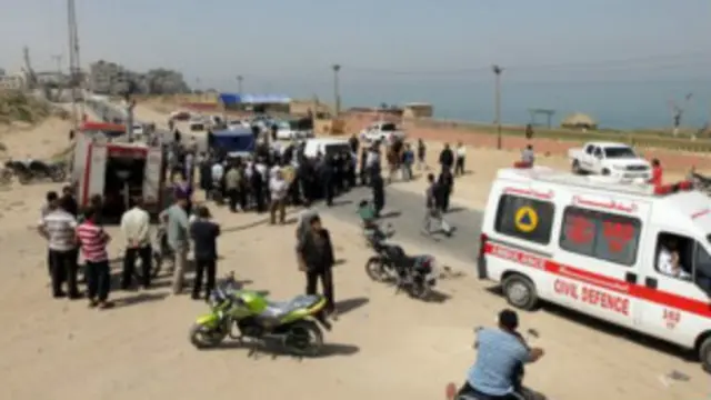 هذه أول غارة على غزة توقع ضحايا منذ اتفاق وقف إطلاق النار بين إسرائيل وحماس في نوفمبر الماضي. 