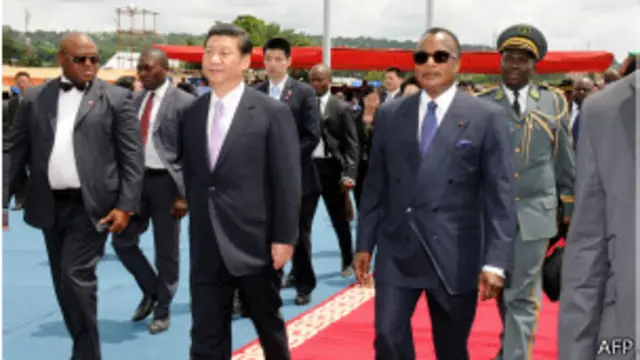 Xi Jinping no Congo (Foto AFP)