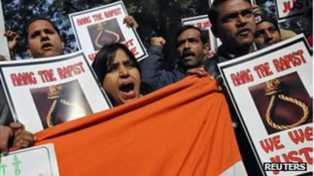 दिल्ली में 16 दिसंबर को चलती बस में एक छात्रा के साथ हुए गैंगरेप के बाद हुए विरोध प्रदर्शन के बाद सरकार को नया कानून बनाना पड़ा