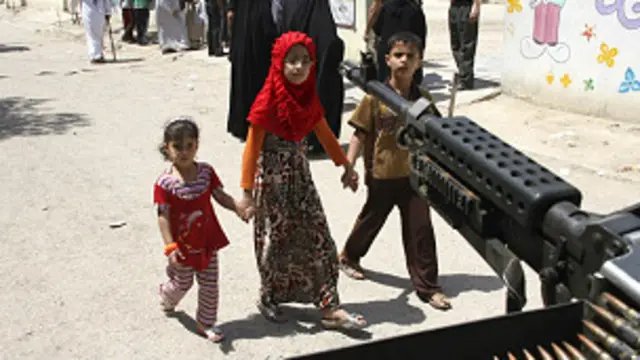 تعداد کودکانی که در دوره صدام حسین به دبستان می رفتند نیز از تعداد کودکان دبستانی امروز بیشتر بود