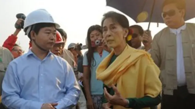 "آنگ سن سوچی وقتی معتقد باشد که حق با اوست، می‌تواند خیلی یک‌دنده باشد"