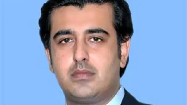 سابق وزیراعظم یوسف رضا گیلانی کے بیٹے عبدالقادر گیلانی حلقہ این اے 151 سے امیدوار ہیں