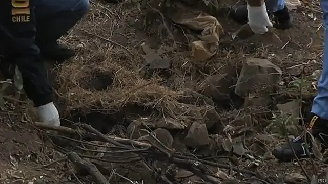 Restos de la hoguera en la que quemaron al bebé