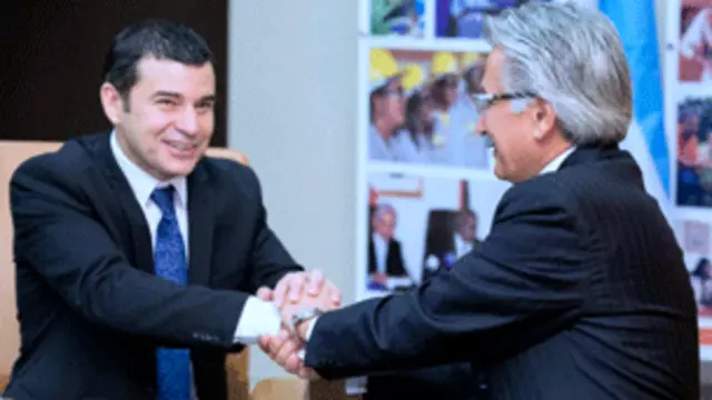 El titular de YPF, Miguel Galuccio, y el presidente para Latinoamérica de Chevron, Ali Moshiri