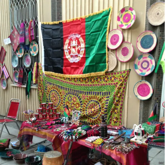 صنایع دستی افغانستان نیز در گوشه این جشنواره به نمایش درآمد.