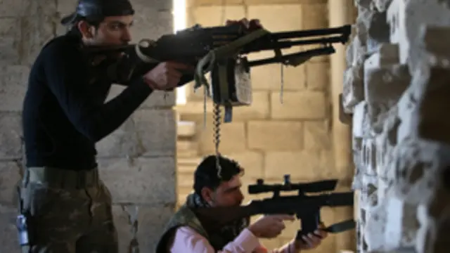 طرفا النزاع متهمان بارتكاب انتهاكات