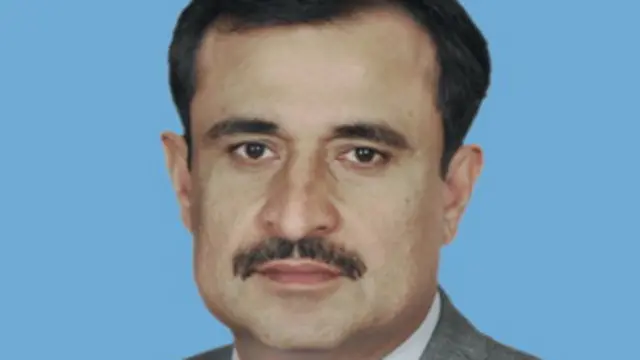  سابق وفاقی وزیر میر ہزار خان بجارانی کی بجائے پی پی پی نے اس مرتبہ ان کے بیٹے میر شبیر علی بجارانی کو ٹکٹ دیا ہے