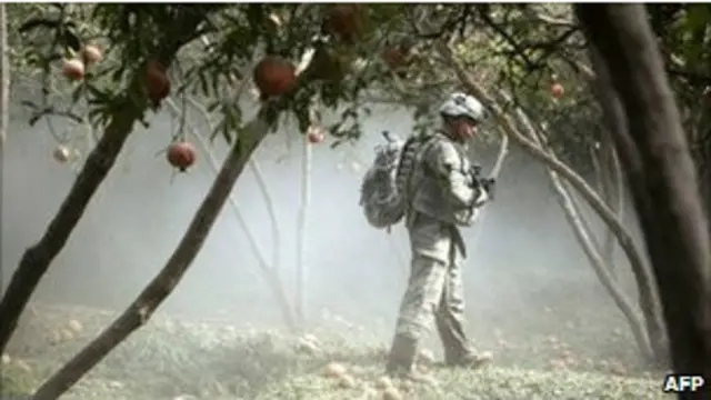 قالت طالبان إنها ستستهدف القواعد العسكرية بالبلاد 