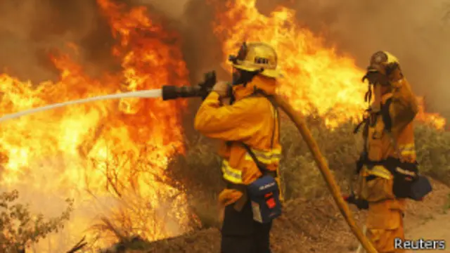 Лесной пожар в Калифорнии