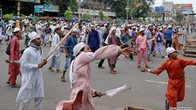 হেফাজতের সমাবেশে সহিংসতা
