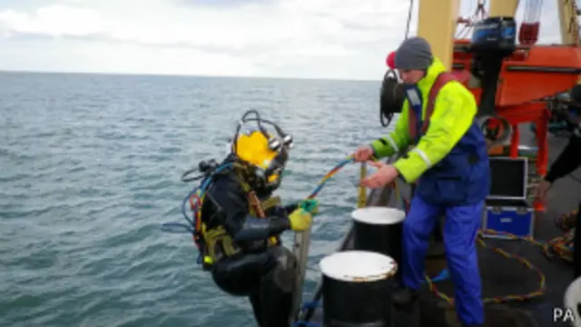 Mergulhadores (Foto PA)