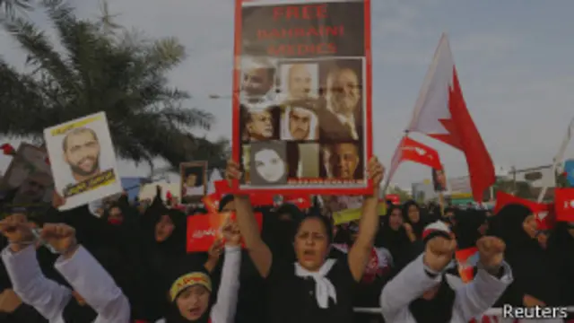 أكد تقرير تقصي الحقائق تعرض بعض المسعفين لمعاملة سيئة في مراكز الاحتجاز. 