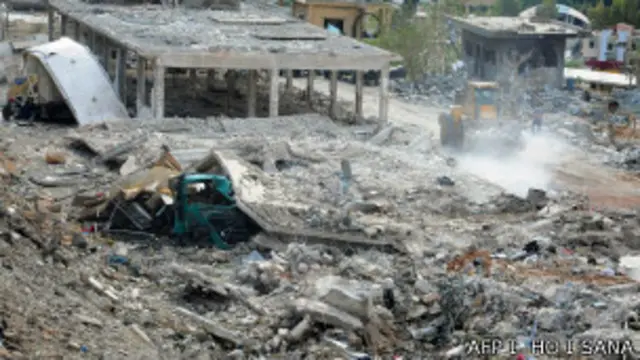 Local atingido por ataque israelense, segundo agência síria (foto: AFP/HO/SANA)