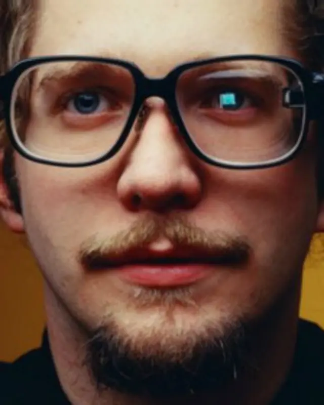 प्रोफेसर थड ई. स्टारनर