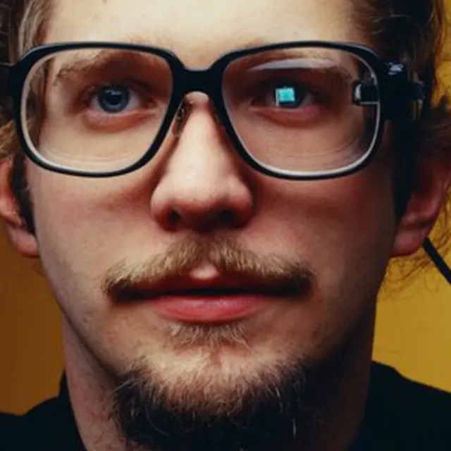 Starner diz que tecnologia vai nos ajudar a ganhar independência física do computador