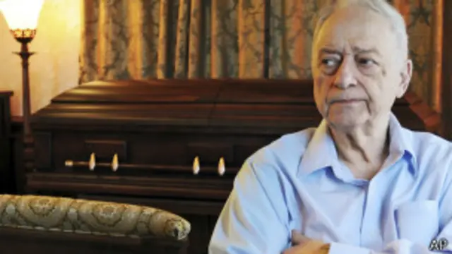 Peter Stefan, director de la funeraria en Worcester