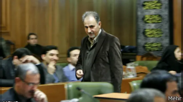 محمدعلی نجفی از اعضای اصلاح طلب سومین شورای شهر تهران است