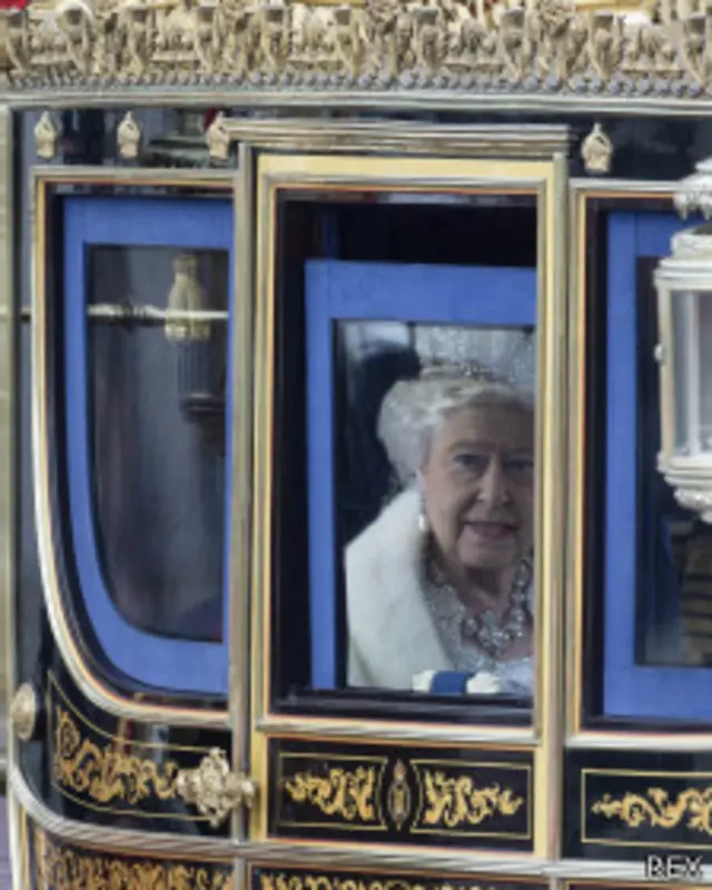 Королева в карете