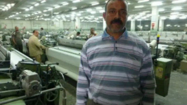 مصنع للنسيج في مصر