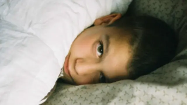 नींद की कमी से बच्चों की पढ़ाई प्रभावित हो रही है