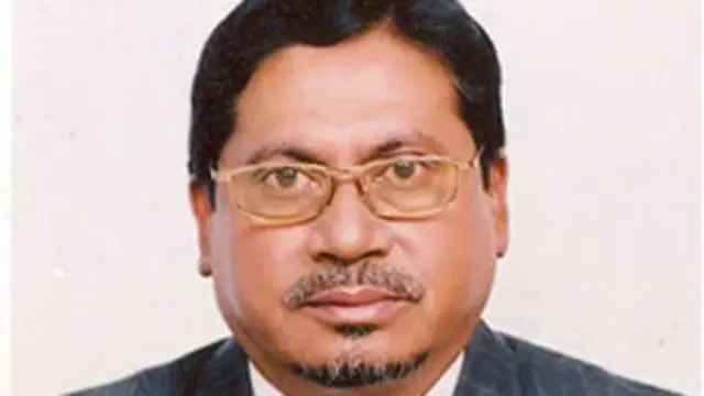 قمرالزمان چې پرې لګول شوي تورونه ردوي ویلي چې د ده محاکمې سیاسي انګیزه لرله او د محکمې د پریکړې پرضد به عریضه وکړي.