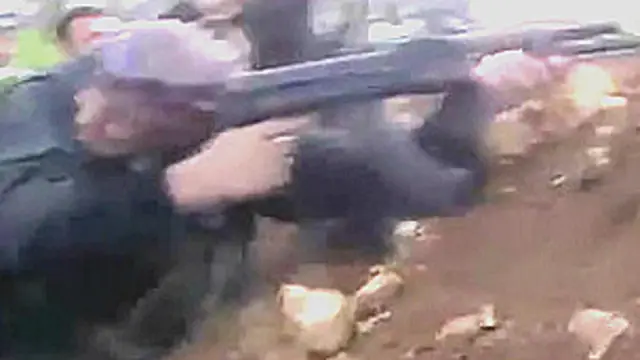 Imagem digital de insurgente sírio. Foto: BBC.