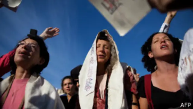 زنان شال پوش