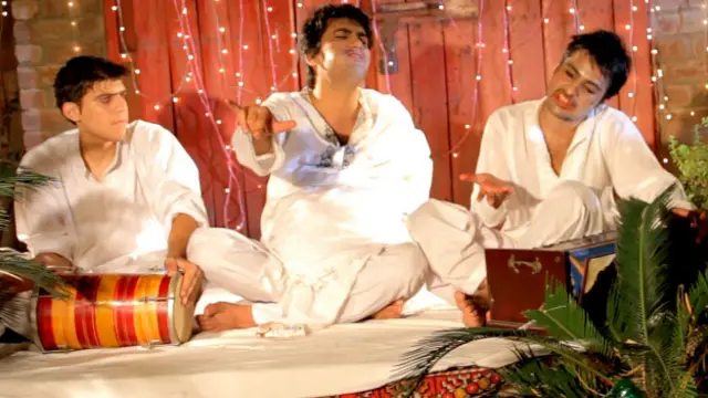 पाकिस्तान का बेगैरत बैंड