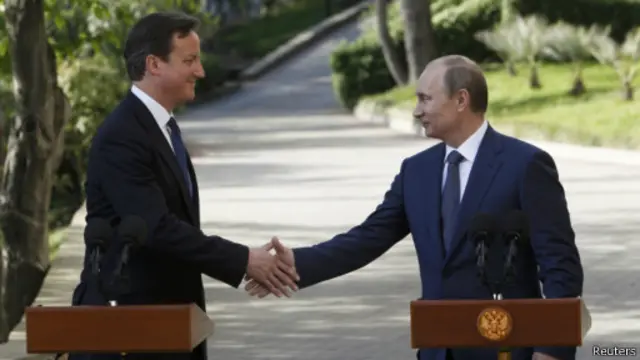 ولادیمیر پوتین و دیوید کامرون در مسکو دیدار کردند