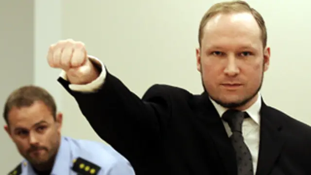 قتل بريفيك 77 شخصا في هجومين نفذهما عام 2011