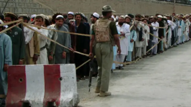 ووٹرز نے طالبان کی دھمکیوں کو نظر انداز کر دیا