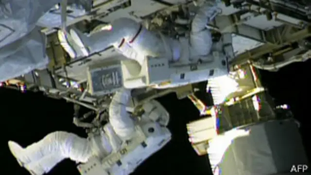 Astronautas en la EEI