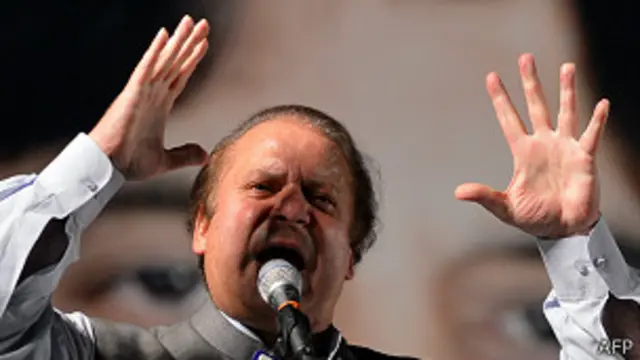 میاں نواز شریف، 13 سال، 8 ماہ بعد قومی اسمبلی کے ایوان میں بطور رکن آئیں گے اور پاکستان کی تاریخ میں وہ پہلے شخص ہوں گے جو تیسری بار وزیراعظم کا عہدہ سنھبالیں گے