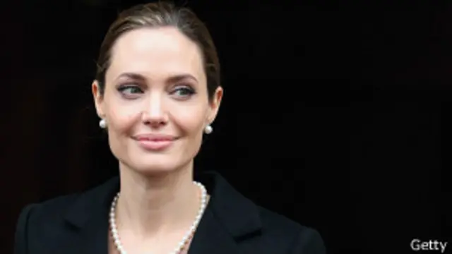 Анджелина Джоли