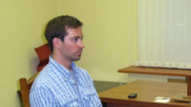 يأتي قرار طرد فوجل بعد مرور خمسة أيام على إعتقاله وإتهامه بمحاولة تجنيد ضابط مخابرات روسي