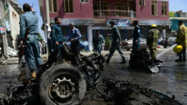 چاودنې تر لسو ډېر ګاډي سېځلي او زیانمن کړي دي.